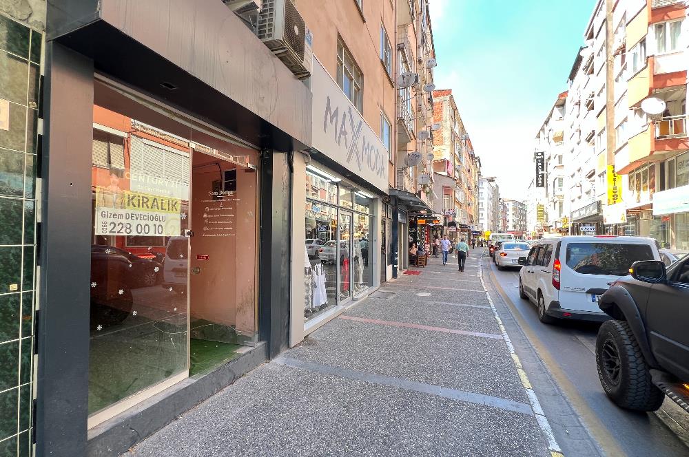 ÇARŞI MERKEZDE ATALAR CADDESİ ÜZERİ KİRALIK DÜKKAN