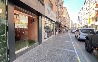 ÇARŞI MERKEZDE ATALAR CADDESİ ÜZERİ KİRALIK DÜKKAN