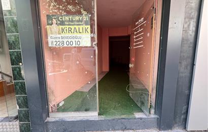 ÇARŞI MERKEZDE ATALAR CADDESİ ÜZERİ KİRALIK DÜKKAN