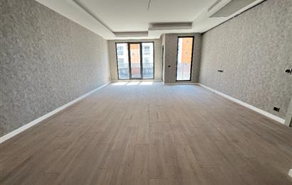 AYYILDIZ KONUTLARI A BLOKTA HAVUZLU SATILIK 2+1 LÜKS DAİRE