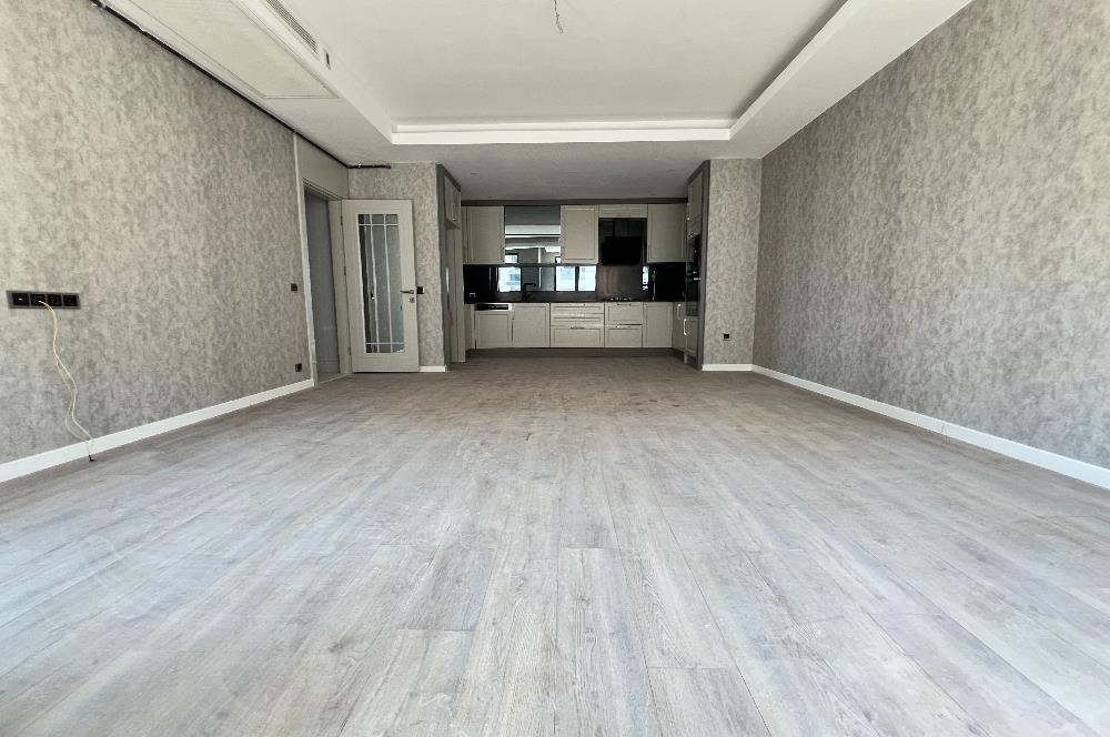 AYYILDIZ KONUTLARI A BLOKTA HAVUZLU SATILIK 2+1 LÜKS DAİRE