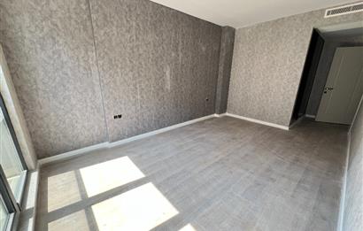 AYYILDIZ KONUTLARI A BLOKTA HAVUZLU SATILIK 2+1 LÜKS DAİRE