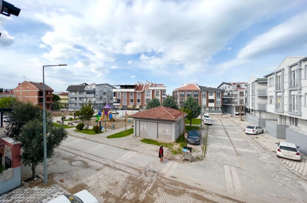 GOP 10 BURDA AVM KARŞISI MERKEZİ KONUMDA EŞYALI 1+1 KİRALK DAİRE