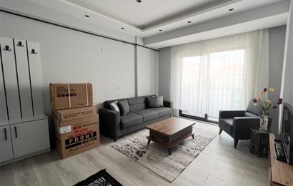 GOP 10 BURDA AVM KARŞISI MERKEZİ KONUMDA EŞYALI 1+1 KİRALK DAİRE
