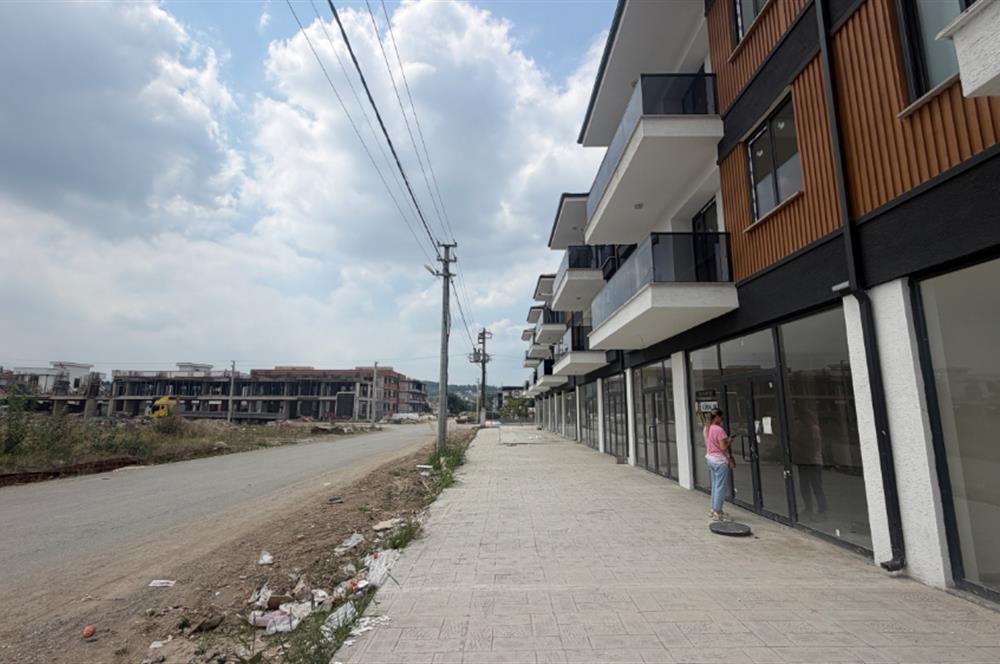 ARİFİYE DE SIFIR KİRALIK DÜKKAN