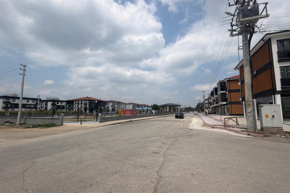 ARİFİYE DE SIFIR KİRALIK DÜKKAN