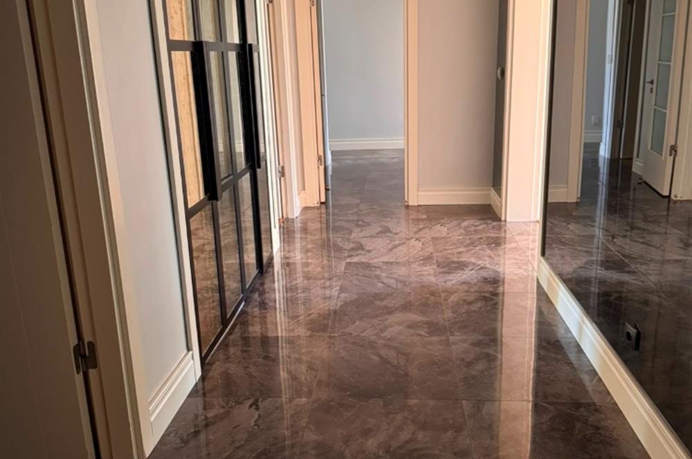 MAVİSU EVLERİ'NDE MÜSTAKİL TADINDA BAHÇE KULLANIMLI SATILIK 4+1