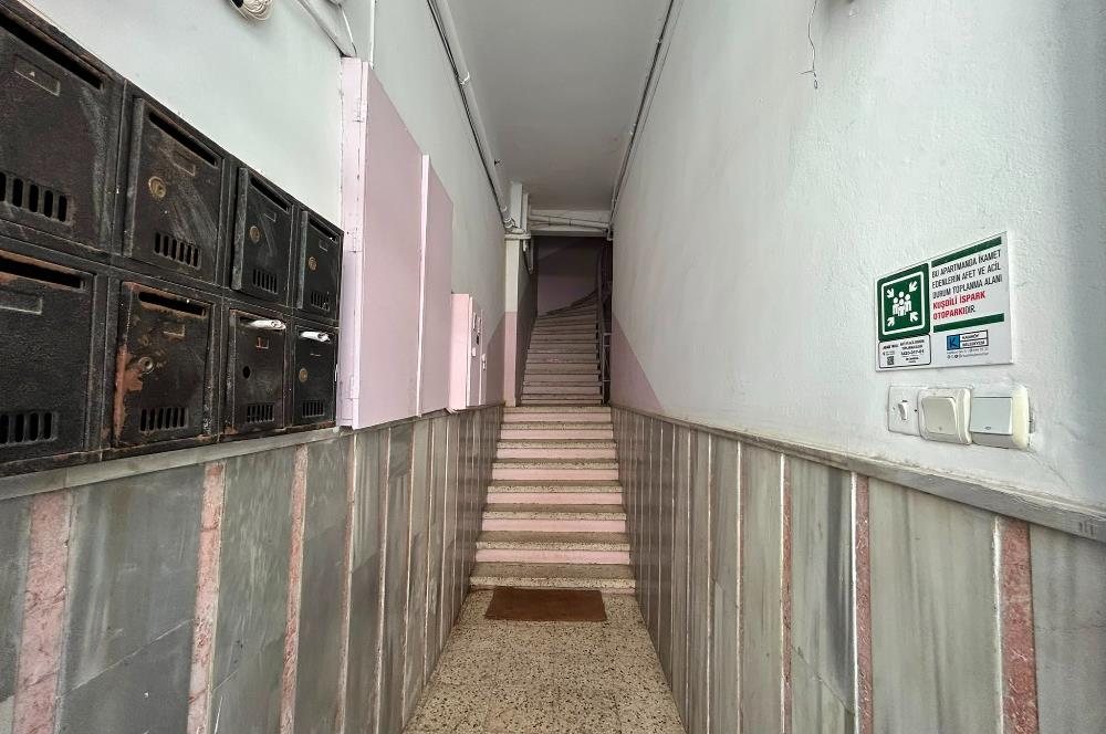 Kadıköy Osmanağa'da 2+1 Daire: Marmaray ve Metro Yakınında