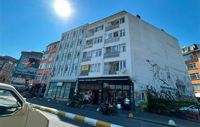 Kadıköy Osmanağa'da 2+1 Daire: Marmaray ve Metro Yakınında