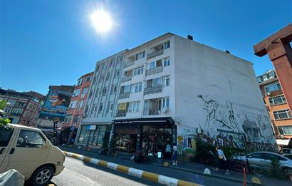 Kadıköy Osmanağa'da 2+1 Daire: Marmaray ve Metro Yakınında