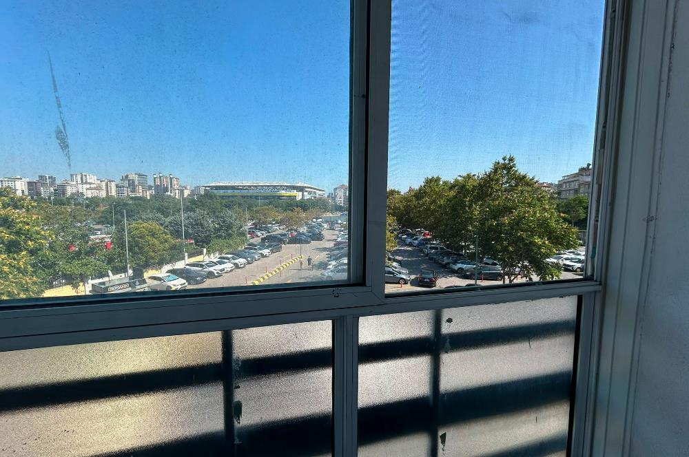 Kadıköy Osmanağa'da 2+1 Daire: Marmaray ve Metro Yakınında