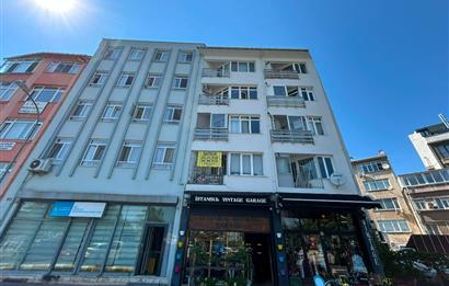 Kadıköy Osmanağa'da 2+1 Daire: Marmaray ve Metro Yakınında