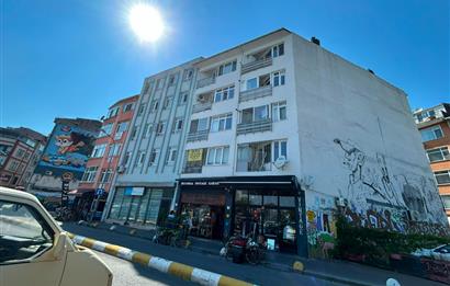 Kadıköy Osmanağa'da 2+1 Daire: Marmaray ve Metro Yakınında