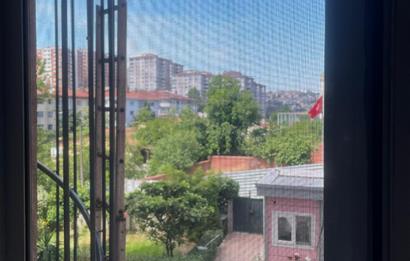 Emlakbank Koşuyolu Konutlarında Kiralık 2+1 Daire - 85m²