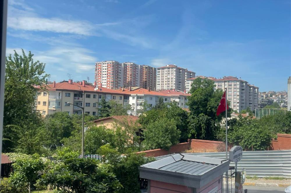 Emlakbank Koşuyolu Konutlarında Kiralık 2+1 Daire - 85m²