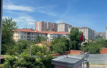 Emlakbank Koşuyolu Konutlarında Kiralık 2+1 Daire - 85m²