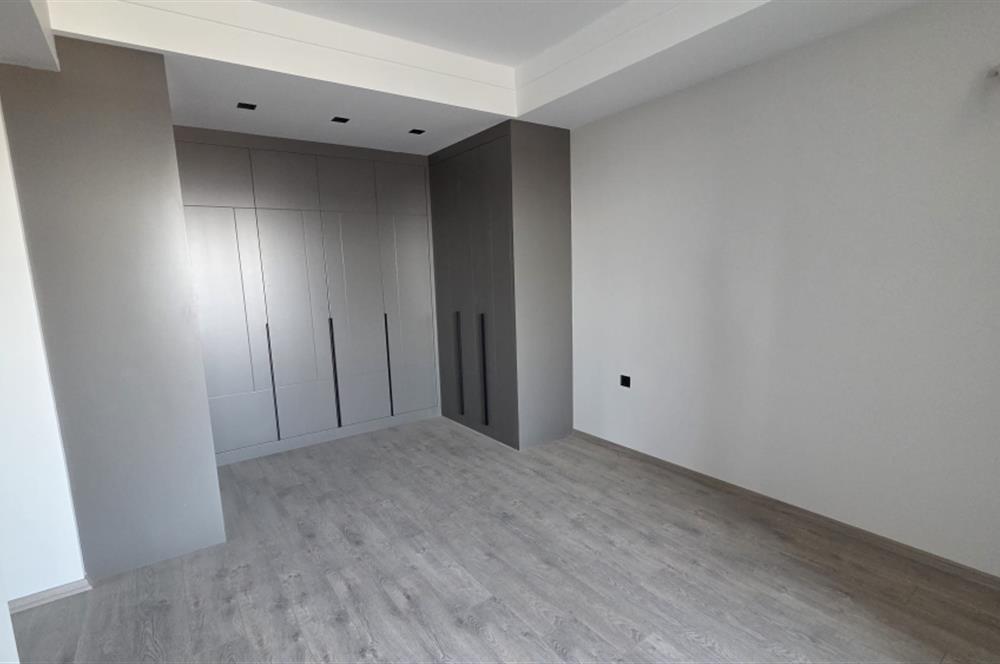 C21 LOFT'TAN ŞEMİKLER'DE SİTE İÇİ HAVUZLU 3+1 SATILIK DAİRE