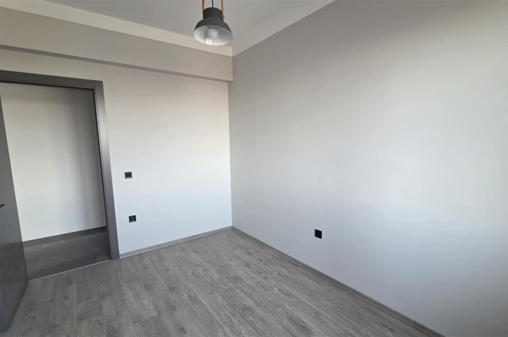 C21 LOFT'TAN ŞEMİKLER'DE SİTE İÇİ HAVUZLU 3+1 SATILIK DAİRE
