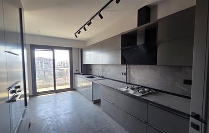 C21 LOFT'TAN ŞEMİKLER'DE SİTE İÇİ HAVUZLU 3+1 SATILIK DAİRE