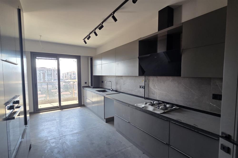 C21 LOFT'TAN ŞEMİKLER'DE SİTE İÇİ HAVUZLU 3+1 SATILIK DAİRE
