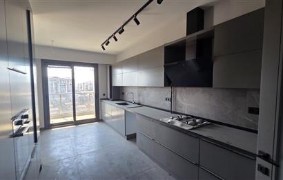C21 LOFT'TAN ŞEMİKLER'DE SİTE İÇİ HAVUZLU 3+1 SATILIK DAİRE