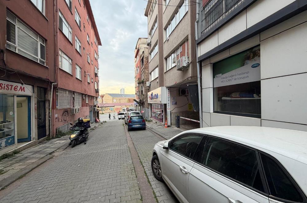 KADIKÖY SAHİLE YAKIN BEKARA ÖĞRENCİYE AİLEYE UYGUN KİRALIK DAİRE