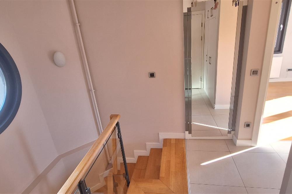 MERKEZ ZEKERİYAKÖY SİTESİNDE KİRALIK 3+1 BAHÇE DUBLEKS DAİRE