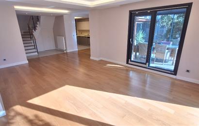 MERKEZ ZEKERİYAKÖY SİTESİNDE KİRALIK 3+1 BAHÇE DUBLEKS DAİRE