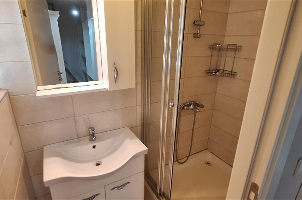MERKEZ ZEKERİYAKÖY SİTESİNDE KİRALIK 3+1 BAHÇE DUBLEKS DAİRE