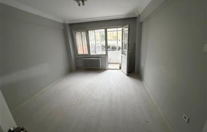 KADIKÖY SAHİLE YAKIN BEKARA ÖĞRENCİYE AİLEYE UYGUN KİRALIK DAİRE