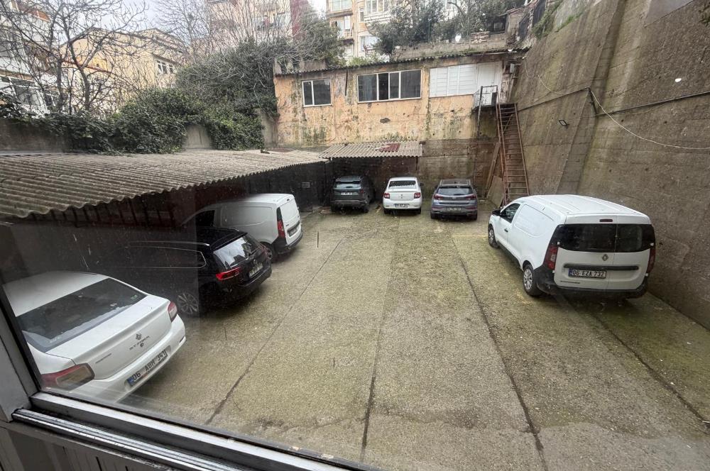 KADIKÖY SAHİLE YAKIN BEKARA ÖĞRENCİYE AİLEYE UYGUN KİRALIK DAİRE