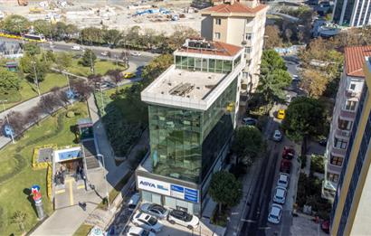 Kozyatağı Metro Çıkışında A+ Plaza'da Kiralık Komple Kat Ofis