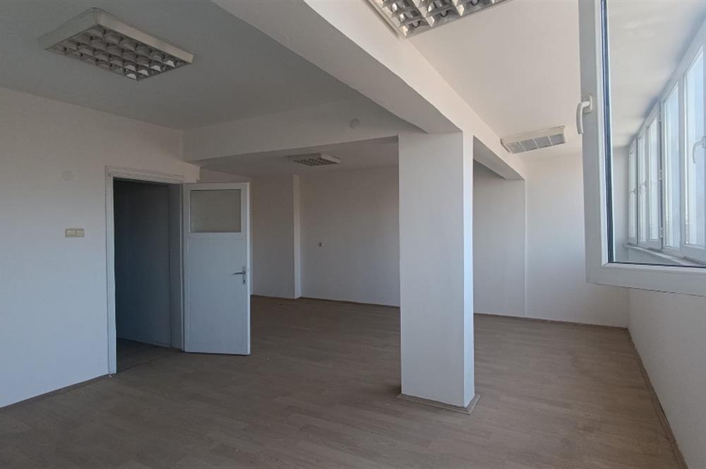 İkinci Ticari Yol Üzeri Kiralık Ofis Katları