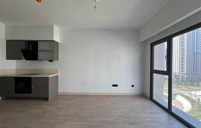 C21 ROOF'DAN YENİ FİKİRTEPE 14. ETAP VESTİYER/KLİMALI 1+1KİRALIK