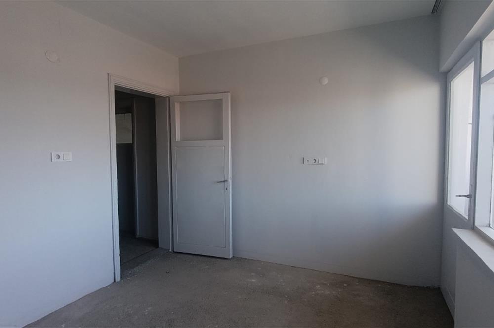 İkinci Ticari Yol Üzeri Kiralık Ofis Katları