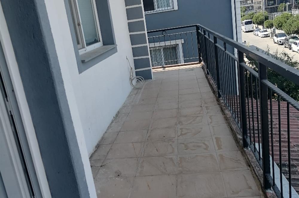 CENTURY21 POYRAZ'DAN KEMALPAŞA MAHALLESİNDE 3+1 DAİRE