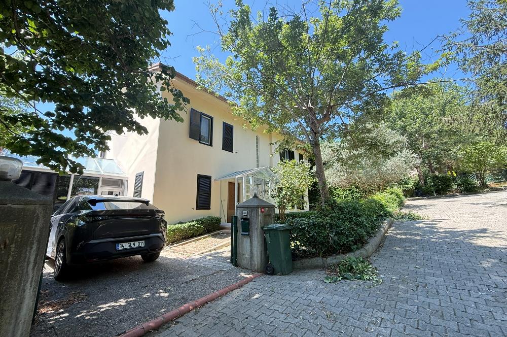 Alarko 4 Mevsim Kiralık Villa 5+2 Lüks Eşyalı Demirciköy