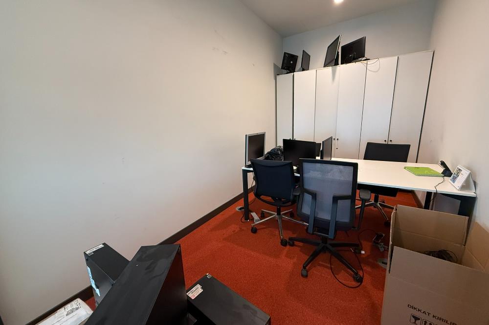Vadistanbul Kiralık Ofis 1406m2 TamKat Dekorasyonlu Teraslı Ofis