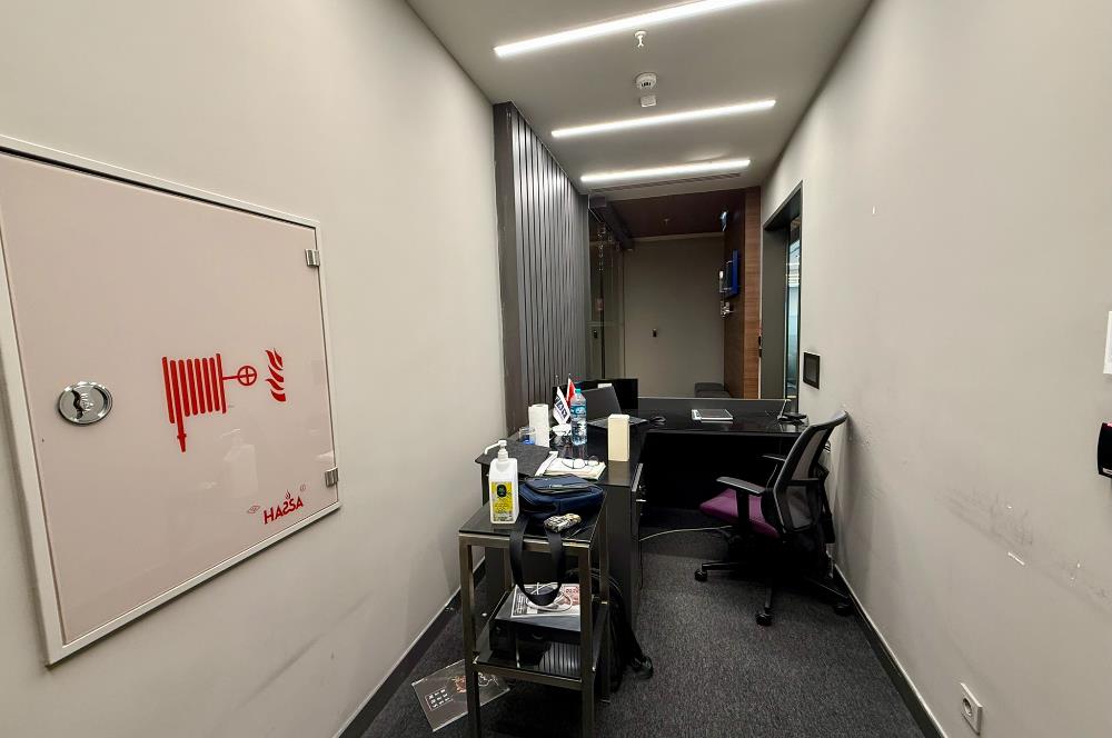 Vadistanbul Kiralık Ofis 1406m2 TamKat Dekorasyonlu Teraslı Ofis