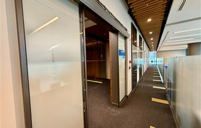 Vadistanbul Kiralık Ofis 1406m2 TamKat Dekorasyonlu Teraslı Ofis