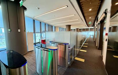 Vadistanbul Kiralık Ofis 1406m2 TamKat Dekorasyonlu Teraslı Ofis