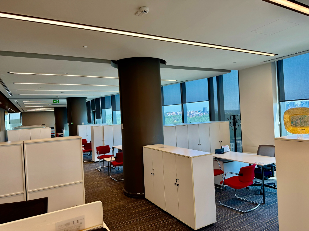 Vadistanbul Kiralık Ofis 1406m2 TamKat Dekorasyonlu Teraslı Ofis
