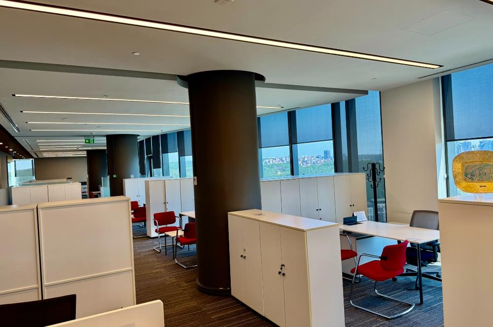 Vadistanbul Kiralık Ofis 1406m2 TamKat Dekorasyonlu Teraslı Ofis