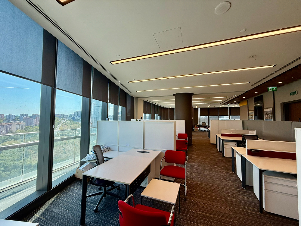 Vadistanbul Kiralık Ofis 1406m2 TamKat Dekorasyonlu Teraslı Ofis