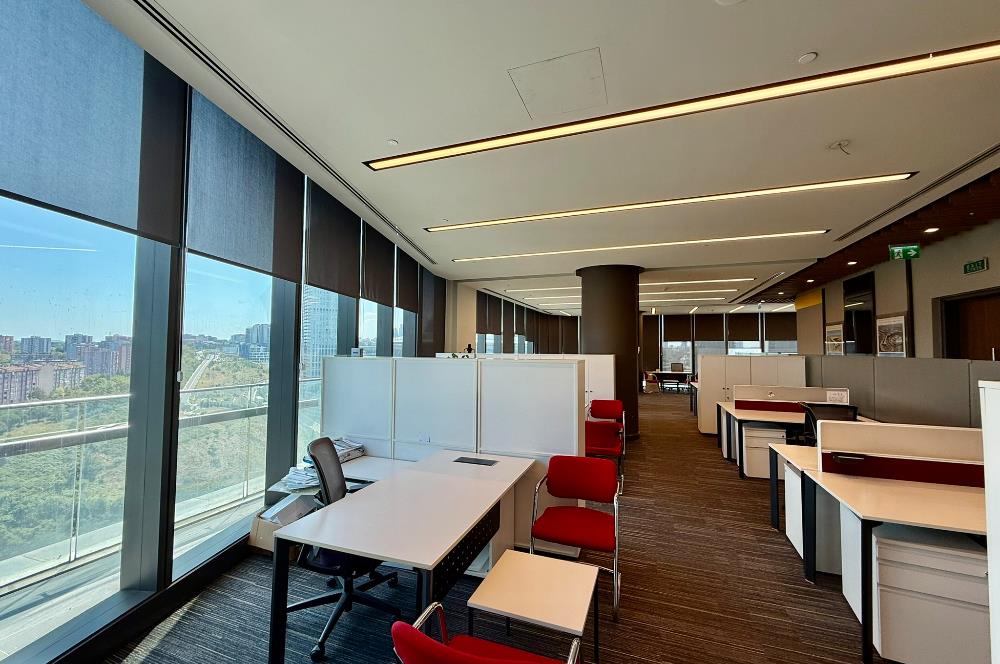 Vadistanbul Kiralık Ofis 1406m2 TamKat Dekorasyonlu Teraslı Ofis