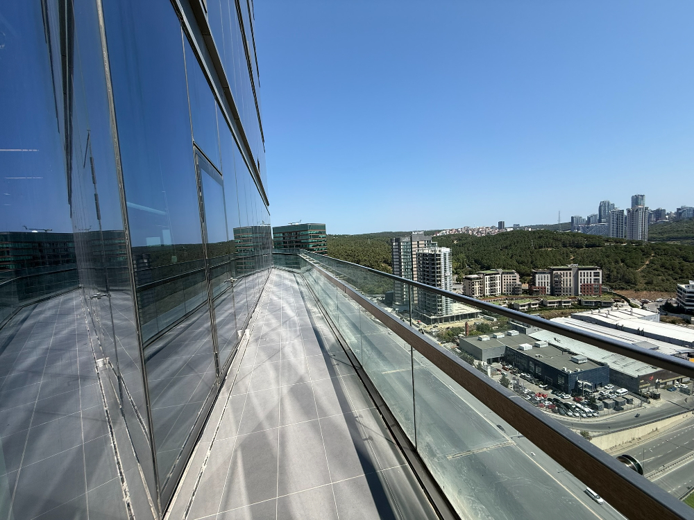 Vadistanbul Kiralık Ofis 1406m2 TamKat Dekorasyonlu Teraslı Ofis
