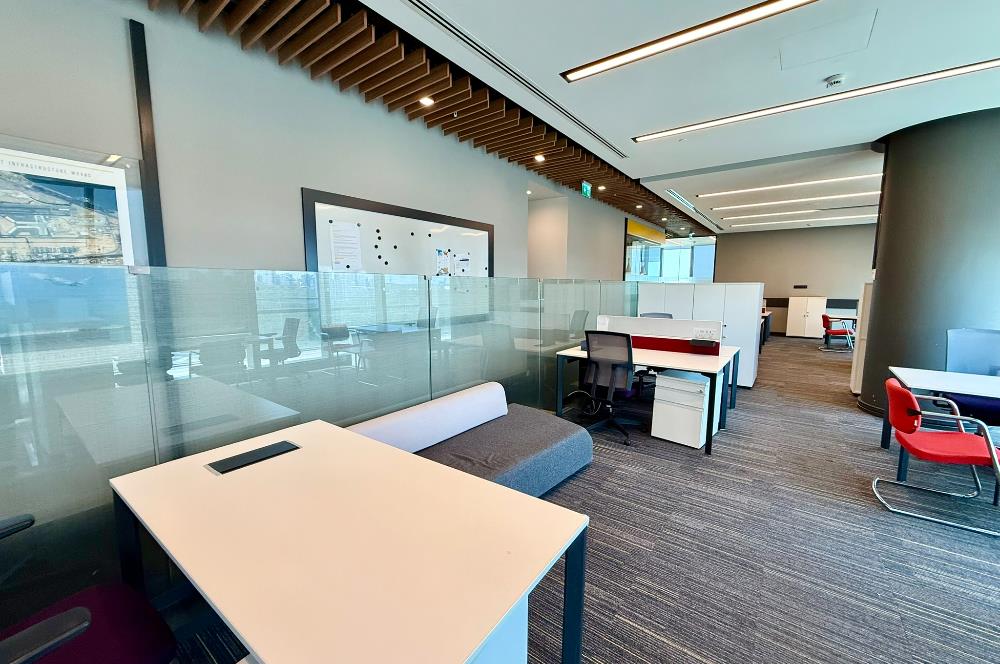 Vadistanbul Kiralık Ofis 1406m2 TamKat Dekorasyonlu Teraslı Ofis