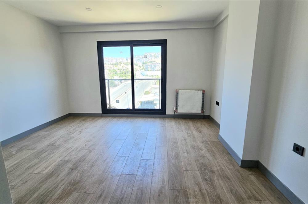 Çiğli/Balatçık Sıfır Binada Kiralık 3+1 Daire Kapalı Mutfaklı