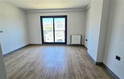 Çiğli/Balatçık Sıfır Binada Kiralık 3+1 Daire Kapalı Mutfaklı
