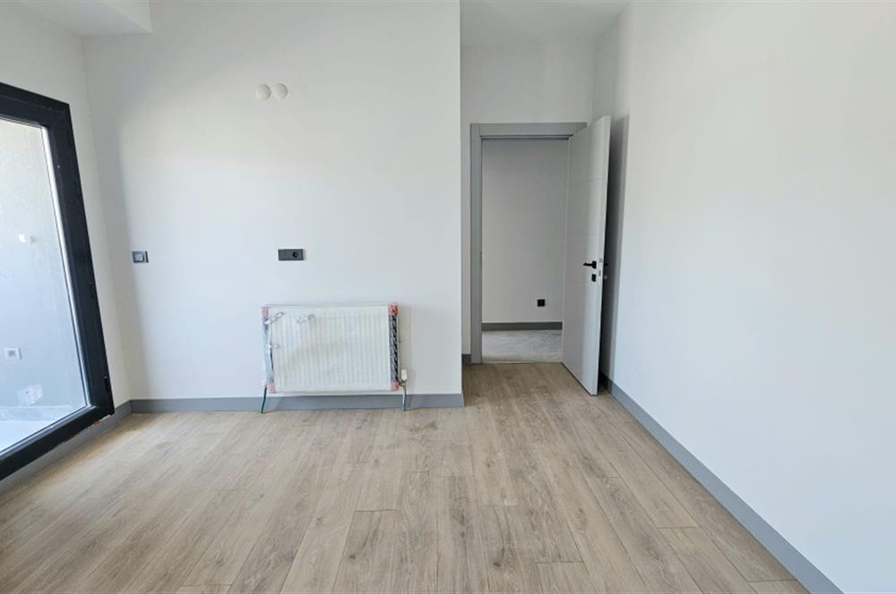 Çiğli/Balatçık Sıfır Binada Kiralık 3+1 Daire Kapalı Mutfaklı